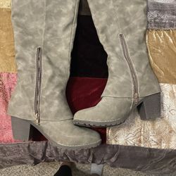 Women’s mukluks Boots