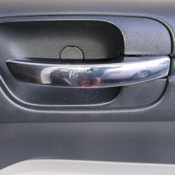 2 x 2005 - 2007 Chrylser 300 Inner Door Handles 