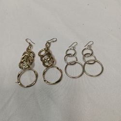 2 Sets Of Linked Rings Dangle Earrings 1 Gold Tone 1 Silver Tone