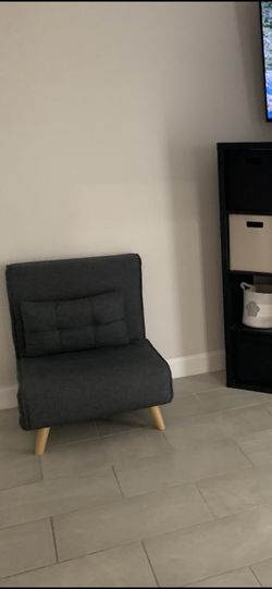 Small Pull Out Bed
