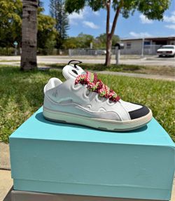 Designer shoe