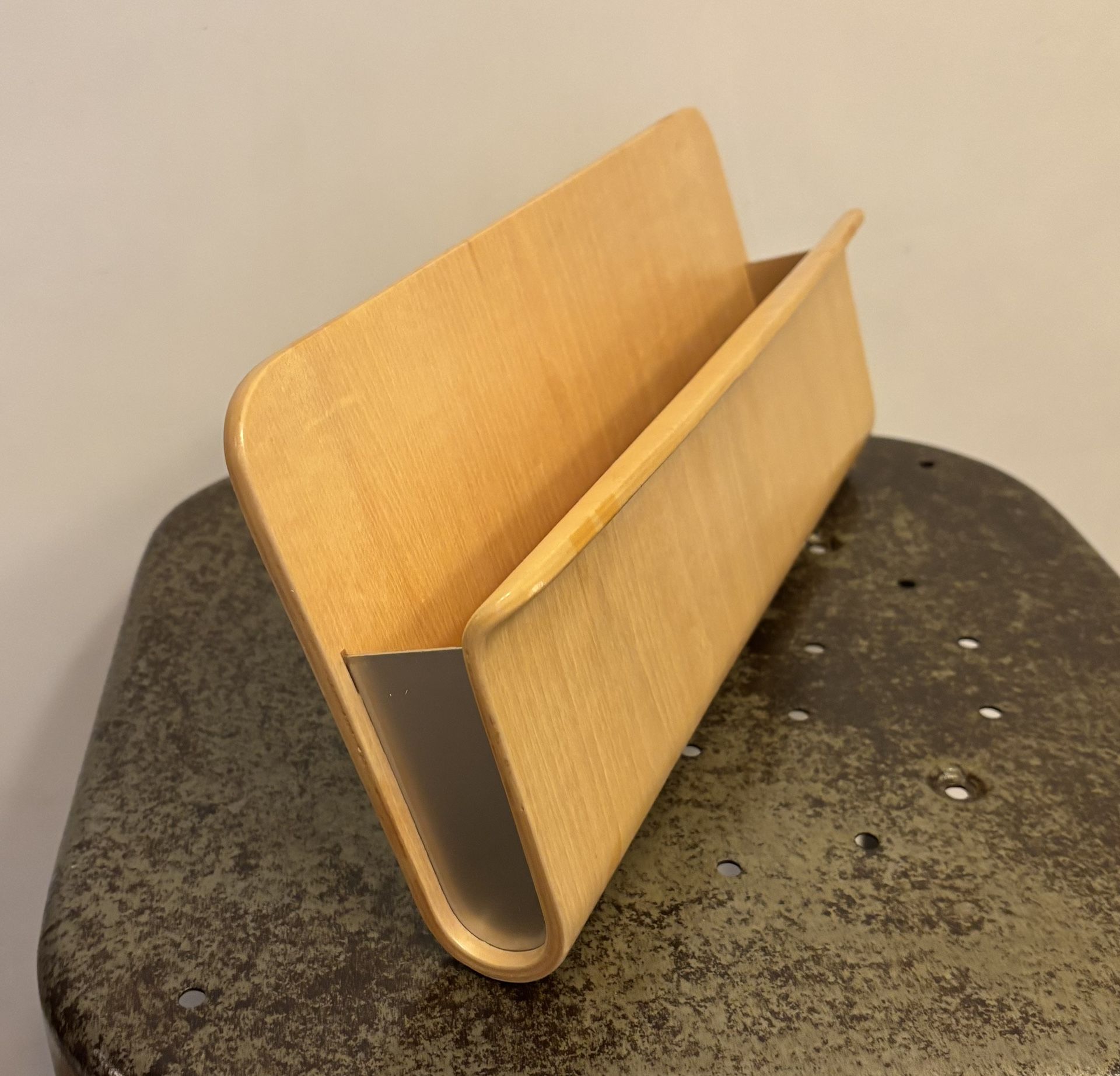 Paul Graves Magazine/Letter Holder