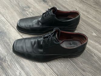 Johnston & Murphy men’s black dress shoes 12 W