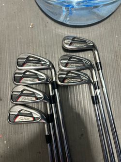 Titleist AP1 714 Iron Set 4-PW R flex