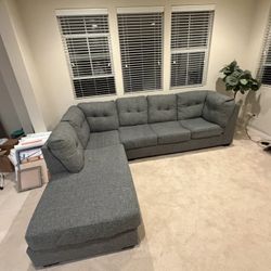 Free Living Spaces Sectional 