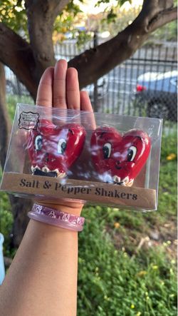 Salt and pepper shakers