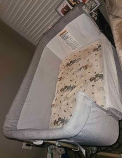 Bedside bassinet