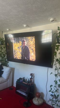 Hisense 85U7K Mini LED Smart TV
