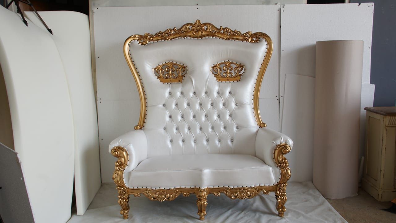 Crowned Throne Sofa