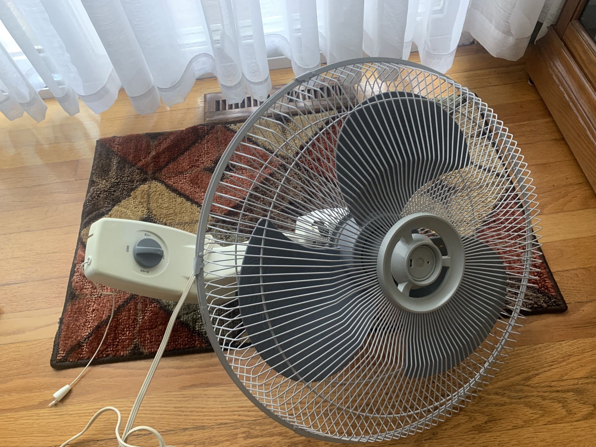 Walls Fan