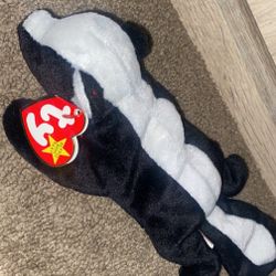 Stinky The Skunk Beanie Baby