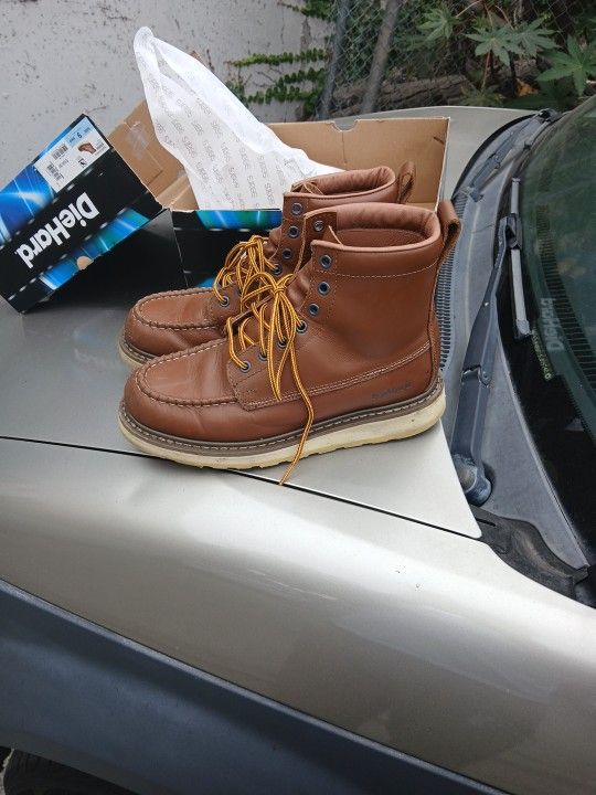 DieHard soft-toe work boots size 9