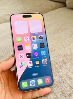 iphone 16 Pro Max 1Tb white Titanium Unlocked For all carriers