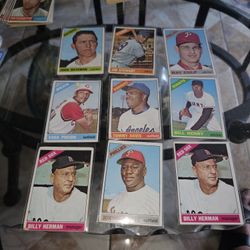 Old baseball cards from the 1960s.