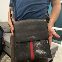 Gucci Crossbody Bag