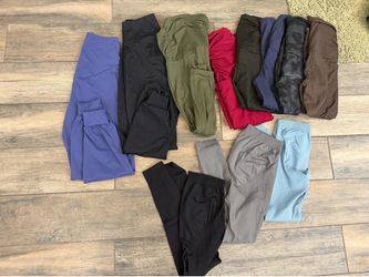 Maternity leggings  size medium  bundle