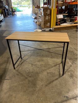 Contemporary style desks
