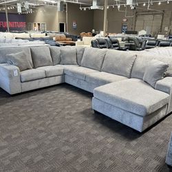 Grey Sectional Couch New 
