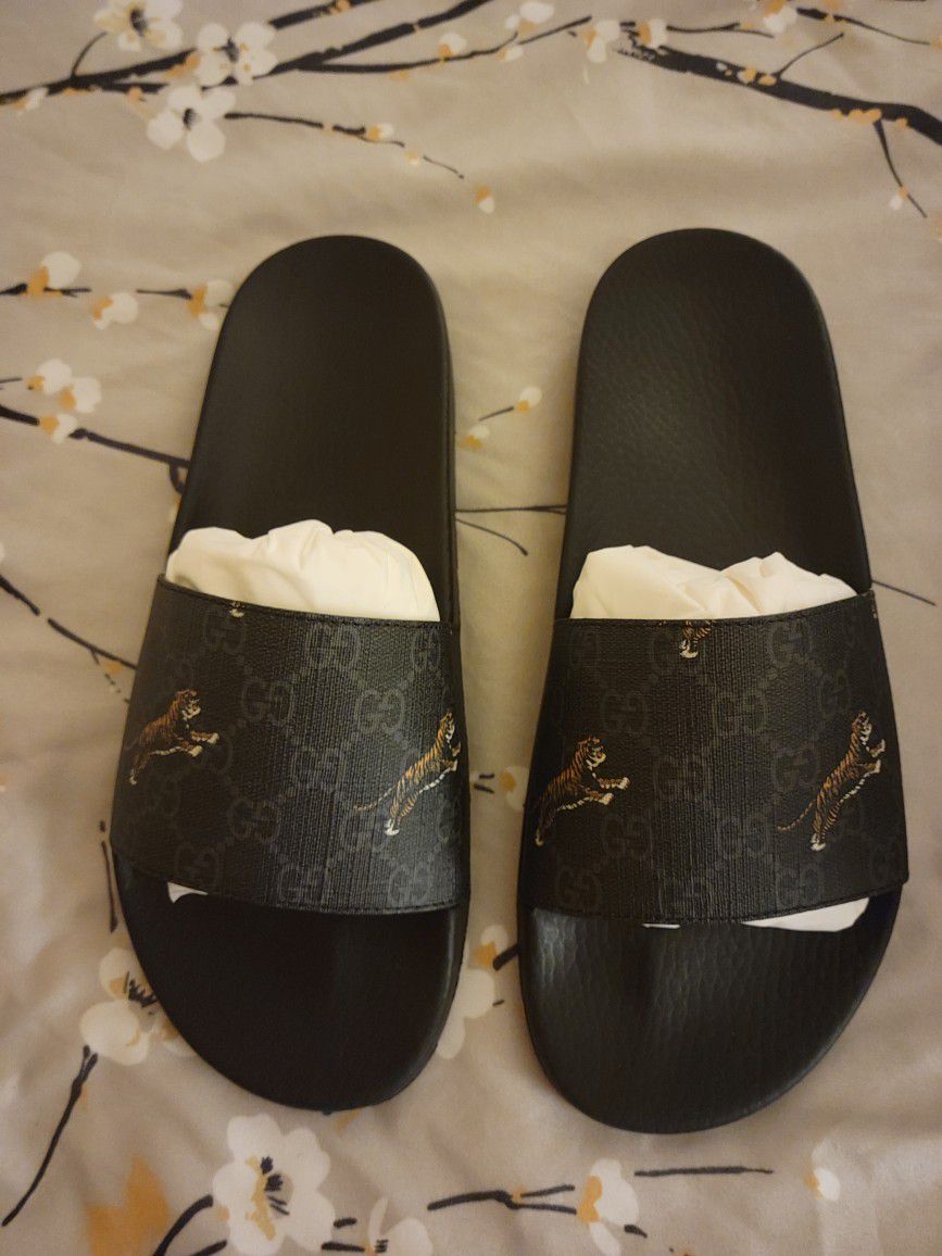 Brand New Gucci Men's Slides (Size 9)