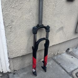 26” Rockshox Fork with Lock out 115mm Travel  1 1/8” 8 3/8 Steerer Length