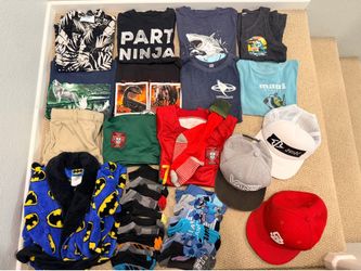 Boys Clothes Size S (6-7)