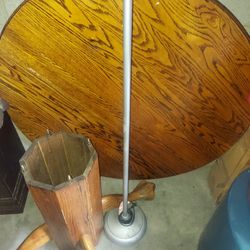 Solid Oak Table With Stools Or Chairs 