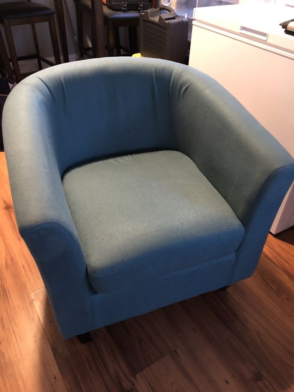 Emerald Green Chair for Sale in Sacramento, CA - OfferUp