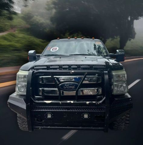 2013 Ford F350 Super Duty Crew Cab