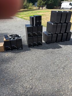 Lot of Lenovo ThinkServer and HP Workstation Tower PCs