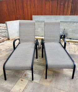 Set of 2 outdoor Chaise Loungers