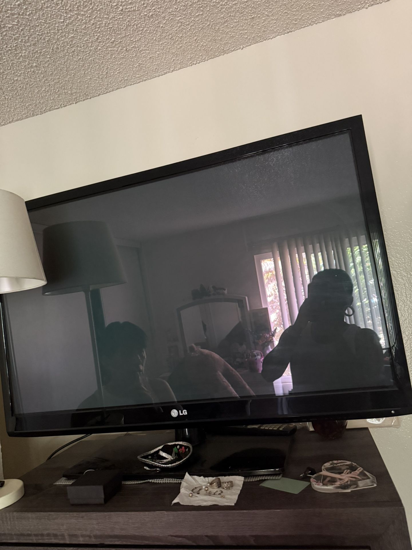 LG TV