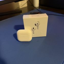 AirPod 4