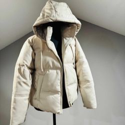 New XS Zara Puffer Jacket