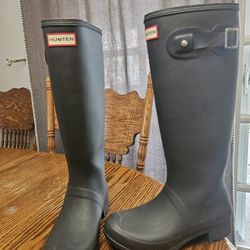 Hunter  Boots Women Size 6