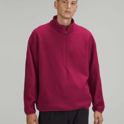 Lululemon men’s half zip fleece oversized color in pomegranate size M NWT 