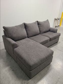 Broyhill Grey Fabric Sectional Sofa with Chaise 96"x 65" - Can Deliver