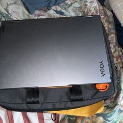 Grey Lenovo Yoga, 16”8, 500GB 