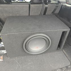 Alpine Type R 12 Subwoofer And Pioneer GM-DX871 Amplifier 