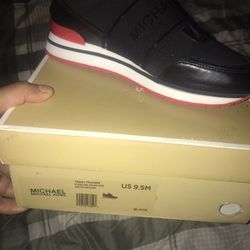 Michael Kors Size 9.5