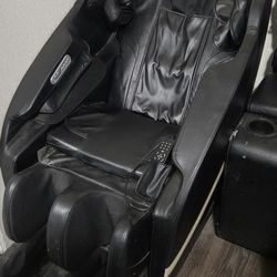 Zero Gravity Message Chair 