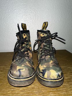 10c Dr. Martens