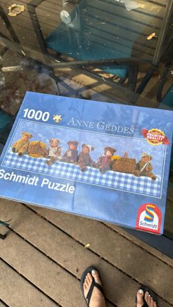 New sealed 1000 piece puzzle babies as bears Anne geddes