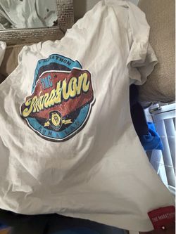 Marathon shirt 3xl but can fit 2x as well