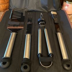 4-PC Bar-B-Que Set