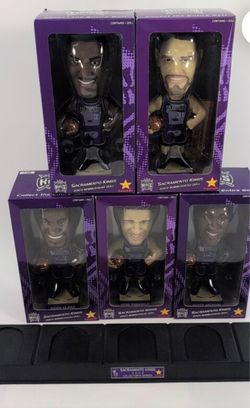 5 2003 Sacramento Kings bobbleheads