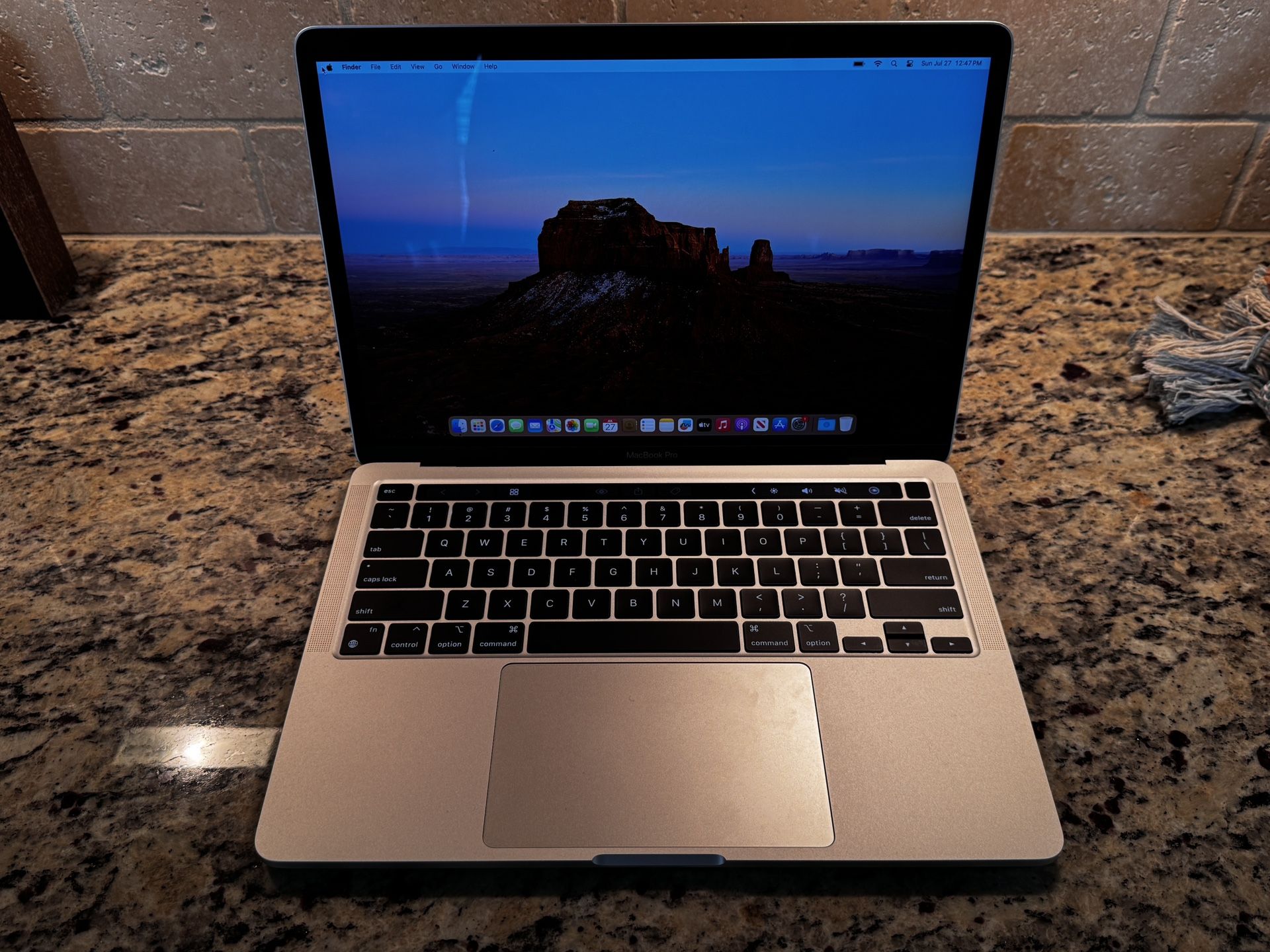 Apple MacBook Pro (2020) M1 Chip 13 w/ Touch Bar