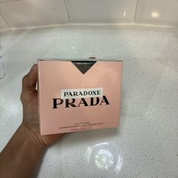 Prada Perfume 