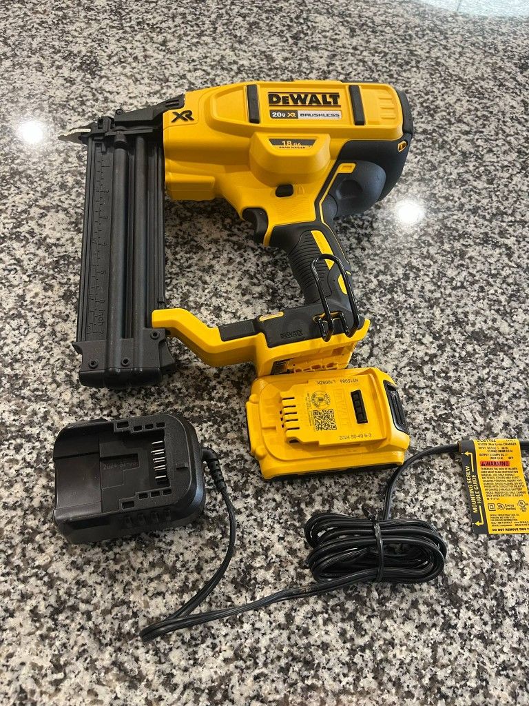 DEWALT20V MAX XR Lithium Ion 1/8 18 Gauge Electric Cordless