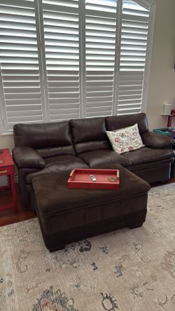 Couch with storage ottoman