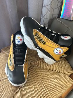 Steelers shoes no size but looks like a size 7